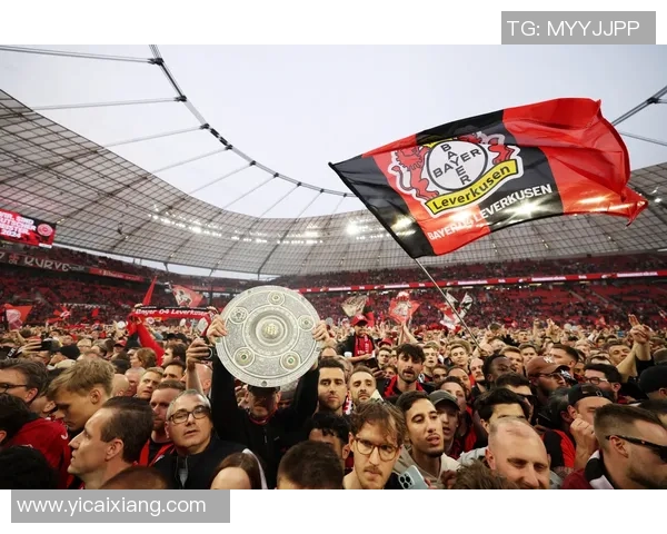 世界杯激战AC米兰小胜阿森纳红牌事件引发全场热议 世界杯激战AC米兰小胜阿森纳红牌事件引发全场热议