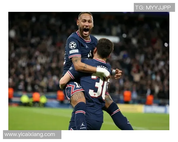 世界杯精彩对决那不勒斯大胜巴黎圣日耳曼红牌事件引发全场热议