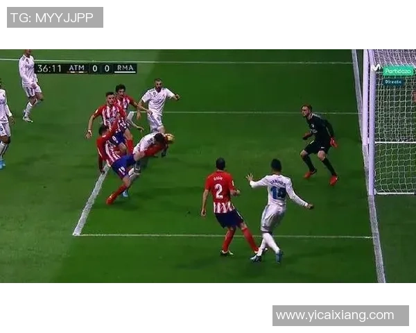 西甲精彩对决AC米兰大胜拜仁乌龙球引发争议判罚全场沸腾